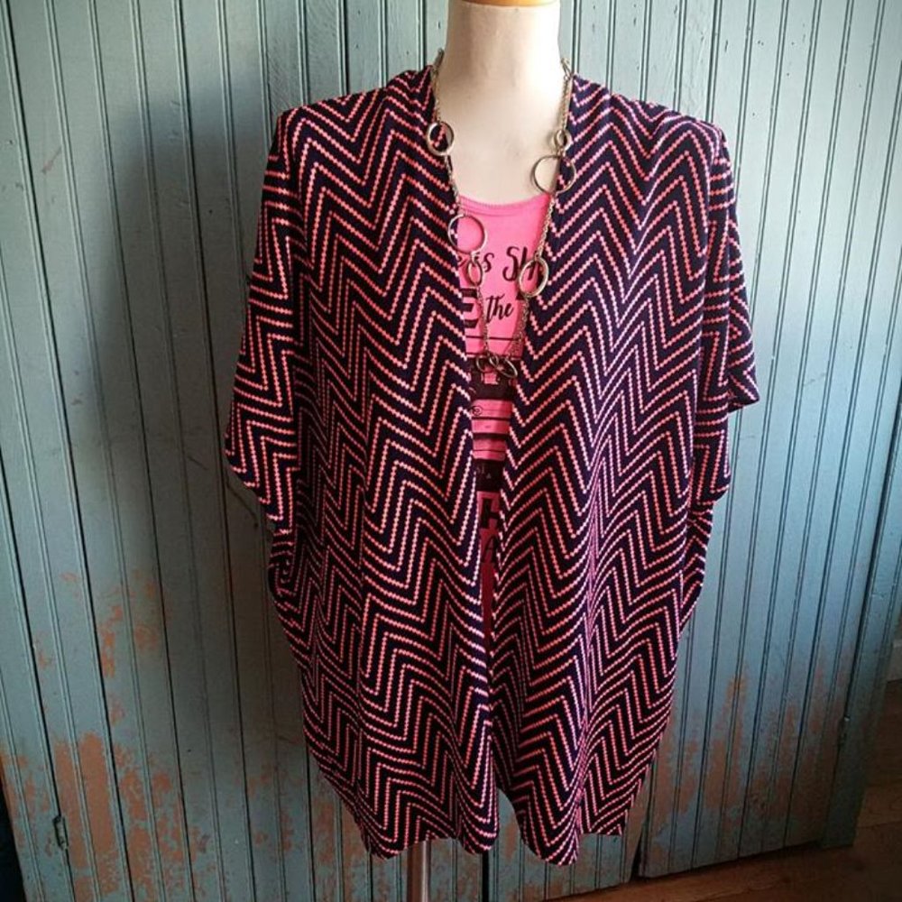 lightweight chevron kimono
